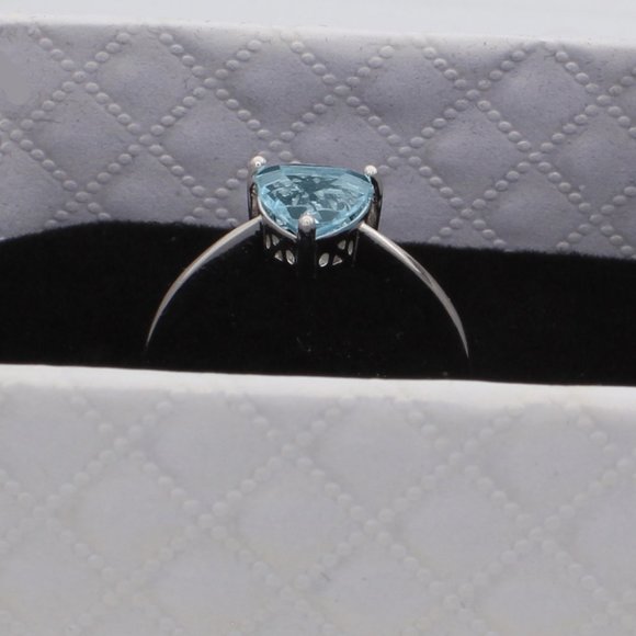 Jewelry - Sterling Silver Genuine Blue Topaz Ring